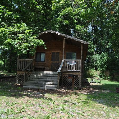 Robin Hill Camping Resort One-Bedroom Cottage 8 Lenhartsville Екстериор снимка