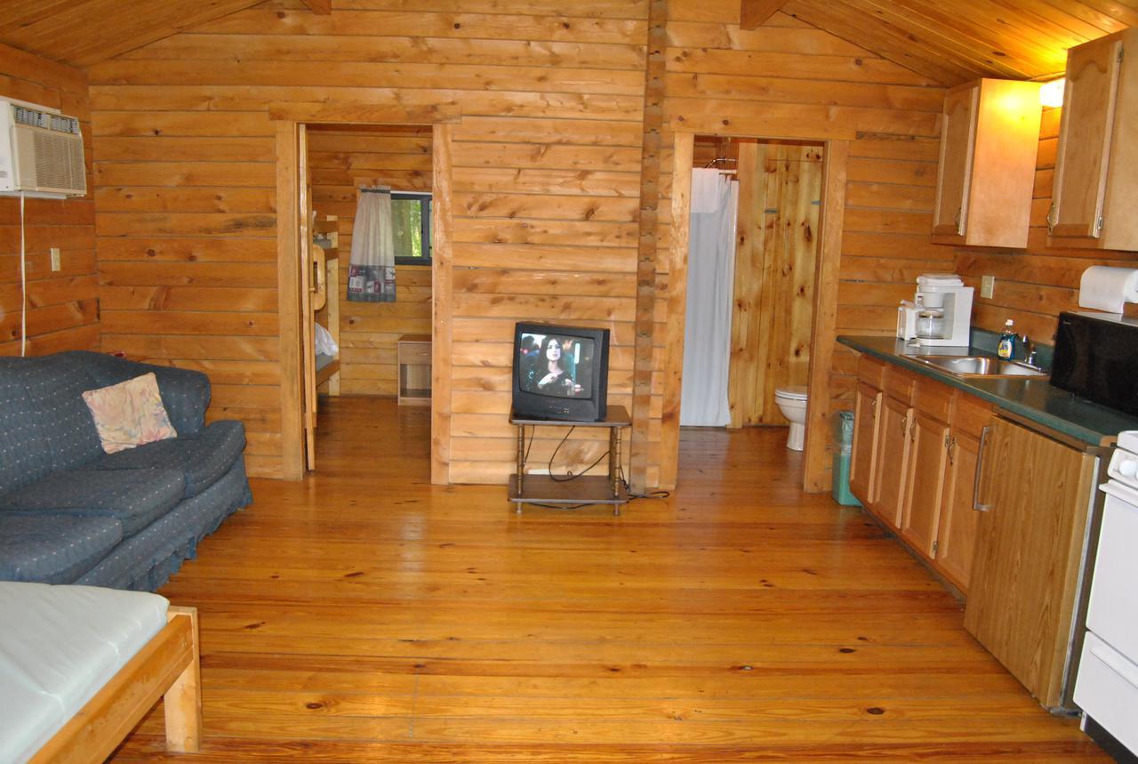 Robin Hill Camping Resort One-Bedroom Cottage 8 Lenhartsville Екстериор снимка